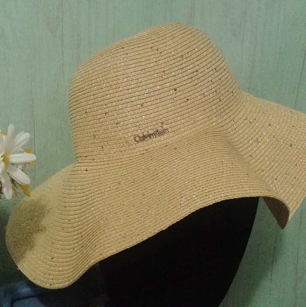 Very nice Calvin Klein Floppy Hat/Beach Hat
